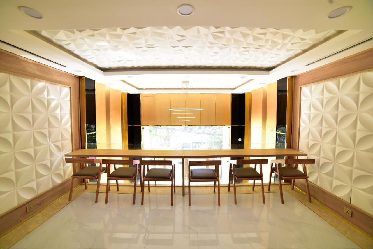 Ruby Hotel Da Nang Exterior photo